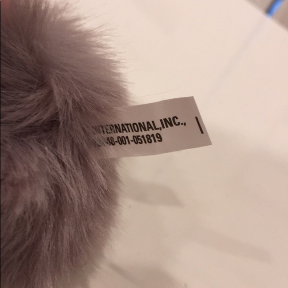 Pom Clip- NWT - ** Free with any Purchase** - Picture 8 of 8